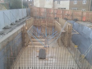 Walls fully supported prior to concrete